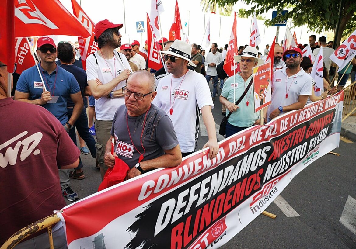 Los sindicatos aprietan en Murcia a la patronal del metal para avanzar en la negociación del nuevo convenio con compromisos concretos