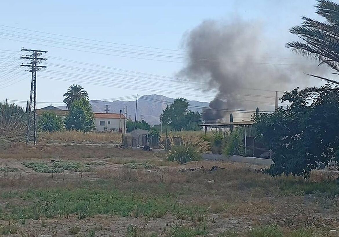 Un incendio en una nave de Casillas moviliza a los bomberos