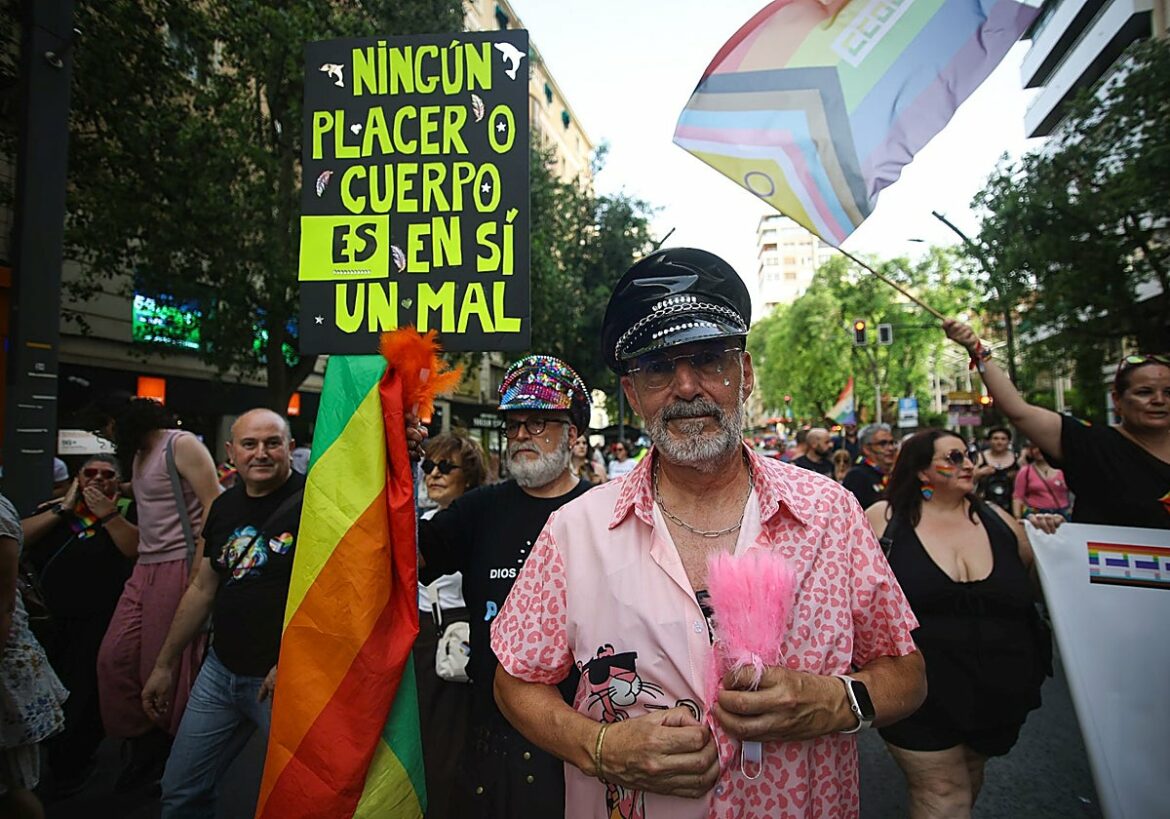 El Orgullo toma fuerza en las calles de Murcia ante la creciente amenaza de los discursos de odio