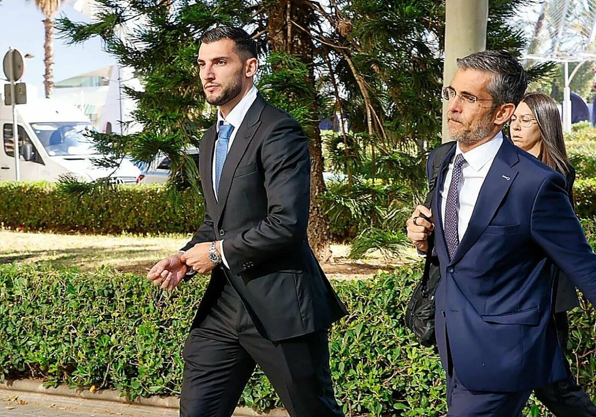 El murciano Rafa Mir, condenado a ocho años y medio de cárcel por la violación a una joven