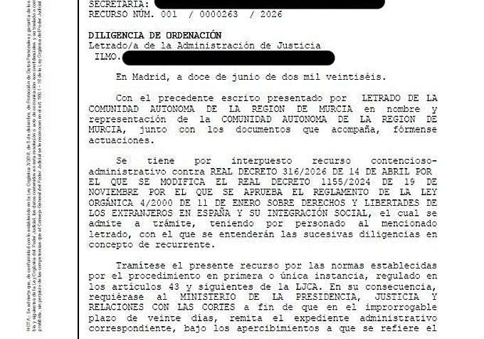 El Supremo admite a trámite el recurso de la Comunidad contra la regularización de inmigrantes