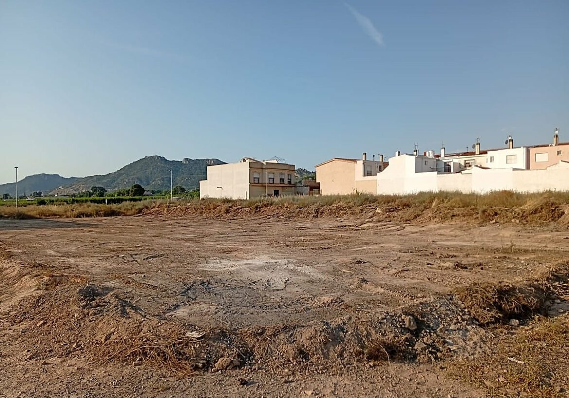 Elevan el control sobre la limpieza de los solares en Abarán