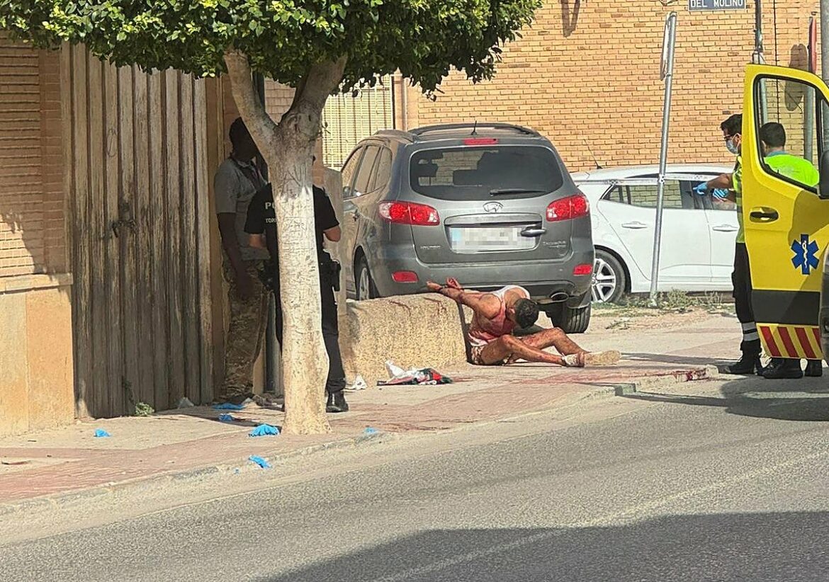 Detenido tras destrozarle la cabeza a martillazos a un vecino de Torre Pacheco